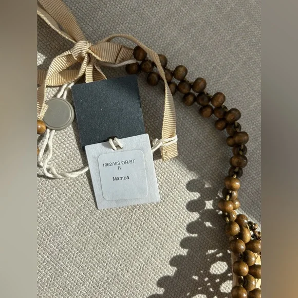 Designer ROSANTICA Sun Visor - Picture 10 of 11